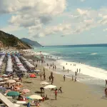 Liguria, 3 milioni ai Comuni costieri per spiagge più sicure, pulite e accessibili
